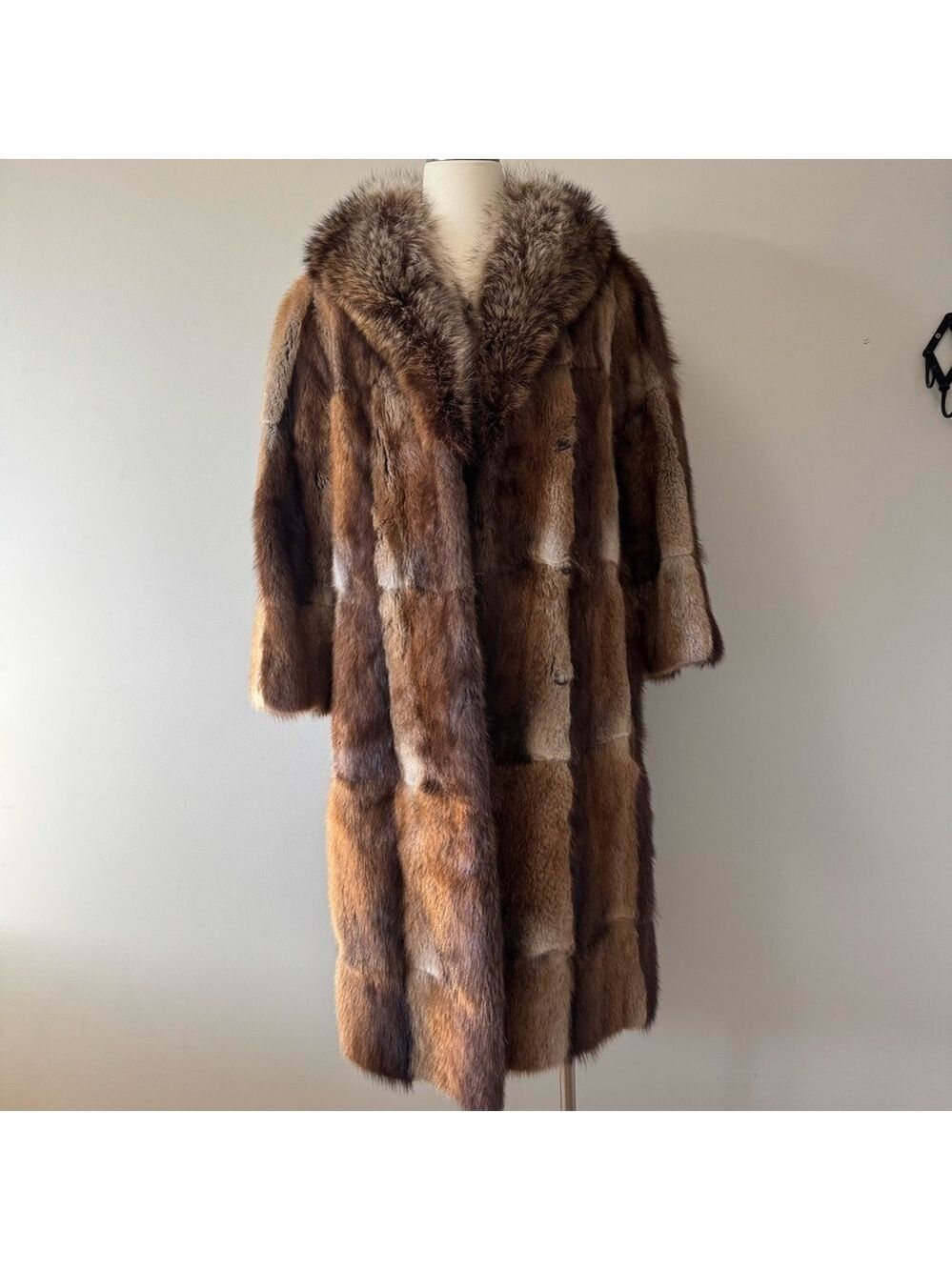 Vintage Majestic Fur Company Toronto  Canada Real Fur Coat S-Medium